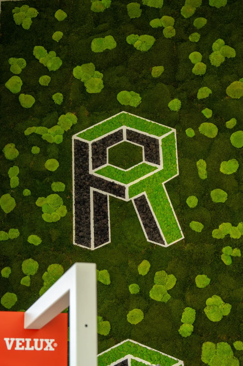 Renolux — Specialist in dakvensters en dakramen