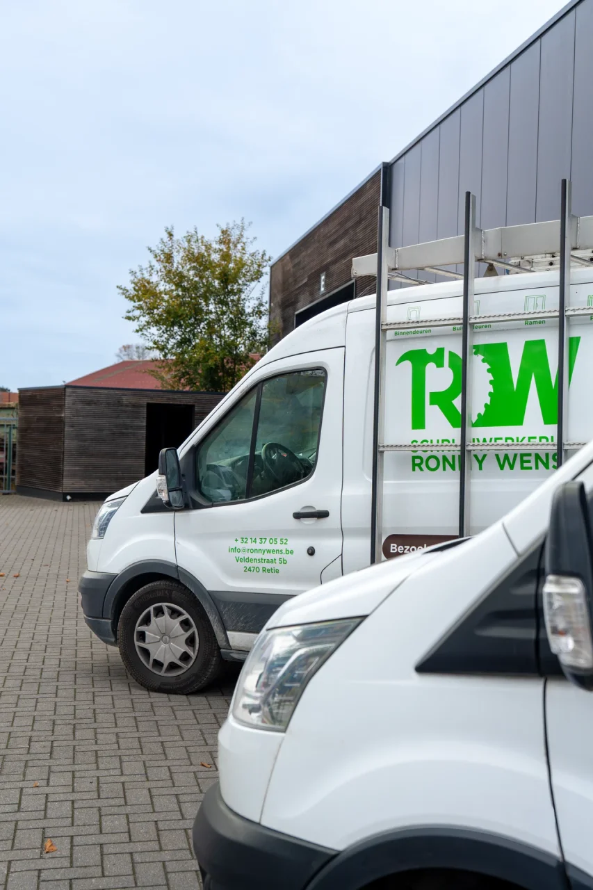 Schrijnwerkerij Ronny Wens — Fotoshoot productiehal