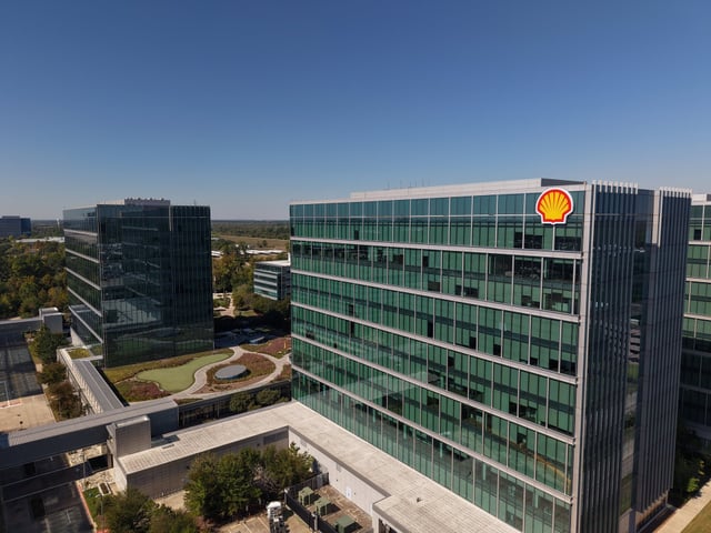 Commercial — Shell Oil / Harvey Cleary