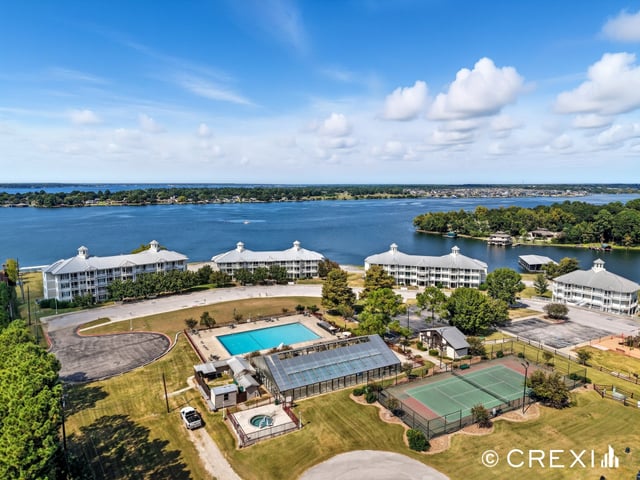 Hotels & resorts — Piney Shores Resort (Holiday Inn Club Vacations)
