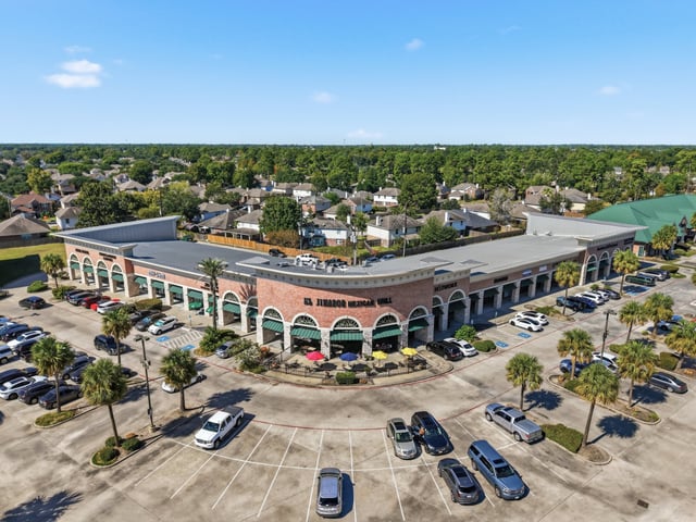 Retail centers — Headwall Investments