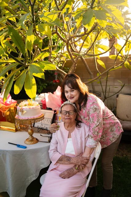 Abuela