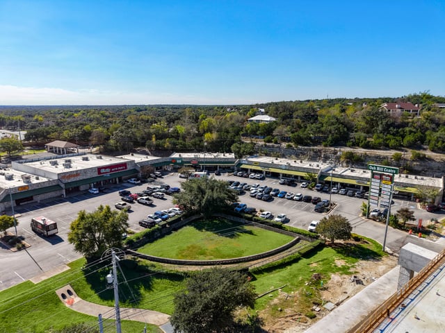 Retail centers — Headwall Investments