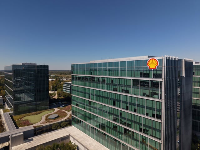 Commercial — Shell Oil / Harvey Cleary