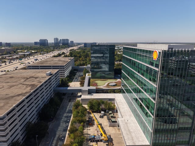 Commercial — Shell Oil / Harvey Cleary